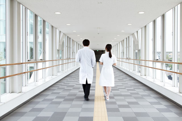 看護師、医師
